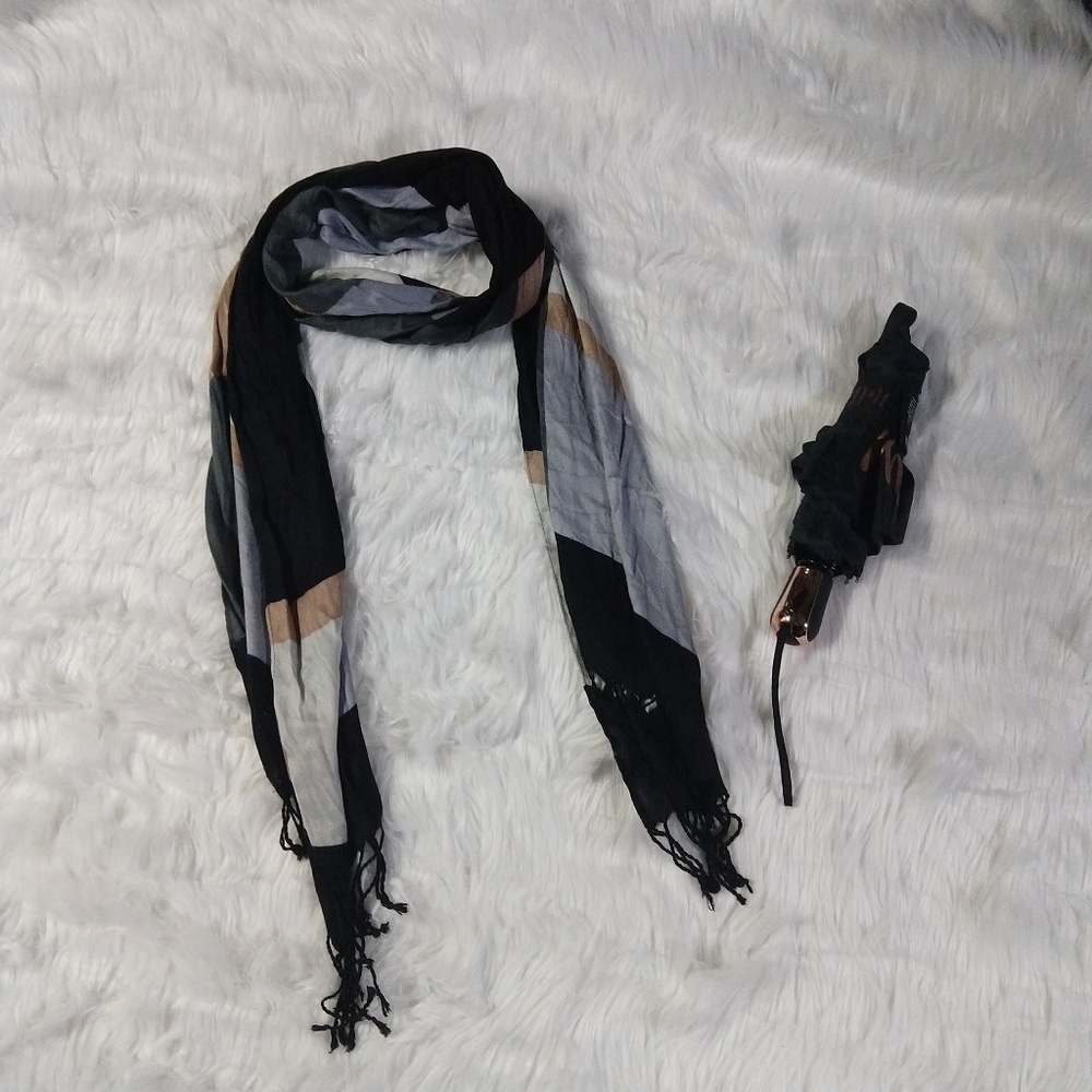 APT 9 modern block patterned scarf
